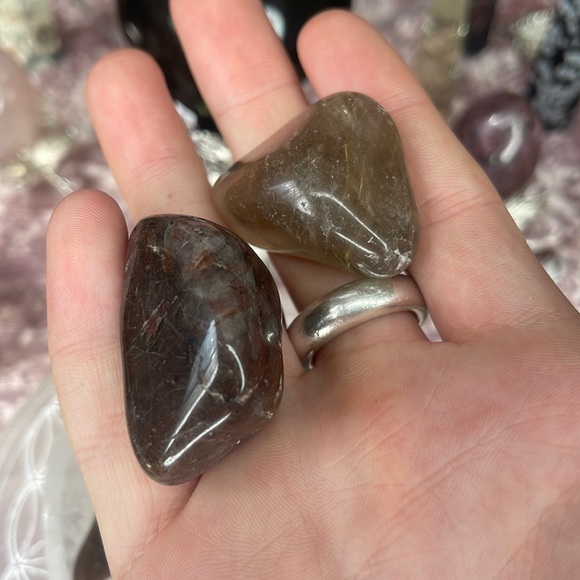 Rare Purple Rutilated Quartz Tumble - Picture 3 of 3